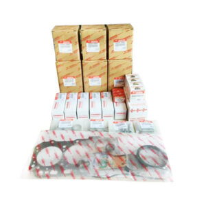 OEM overhaul rebuild kit for Isuzu 4LE2 and 4LE2-XYBB01 engines used in Kobelco SK70 and SK80 excavators, including all essential components for a full engine rebuild.
